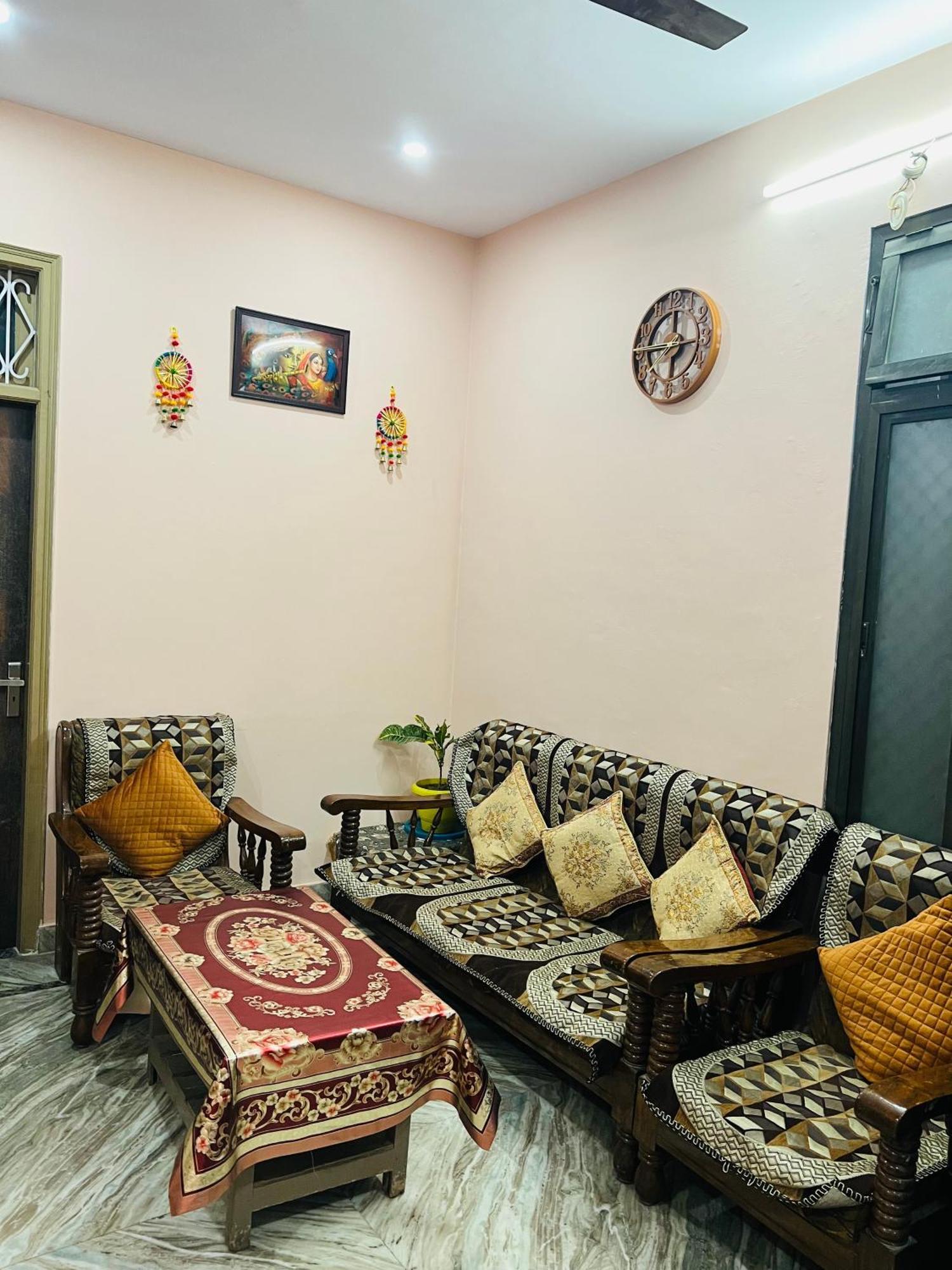 Annapurna Homestays Varanasi Exterior photo