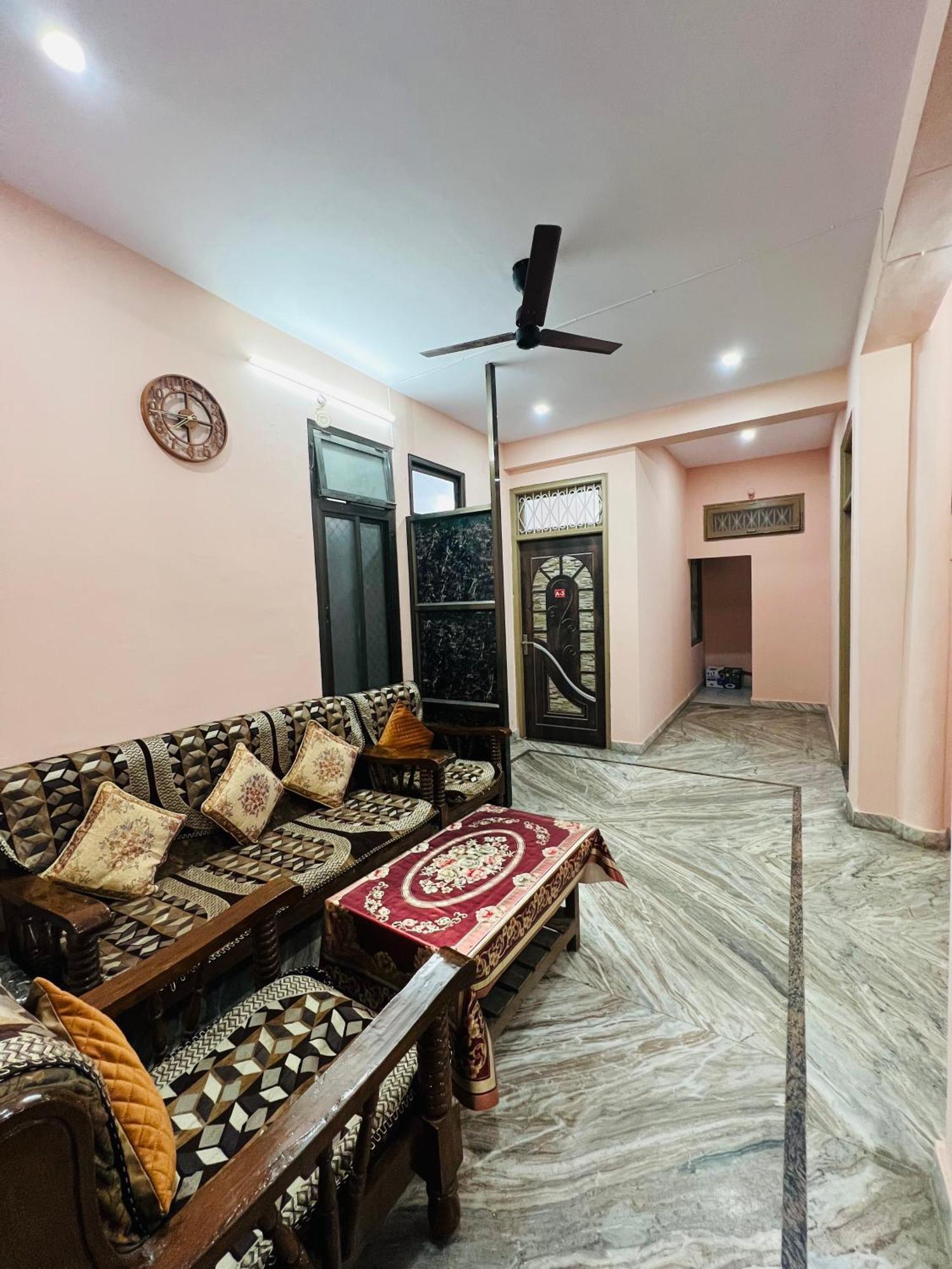 Annapurna Homestays Varanasi Exterior photo